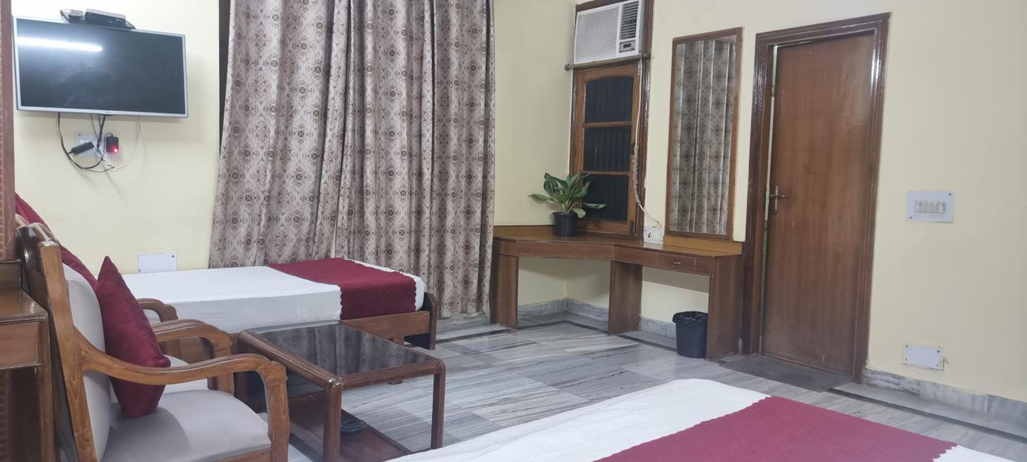 Hotel Har Ki Pauri By Around Stays 哈里瓦 外观 照片