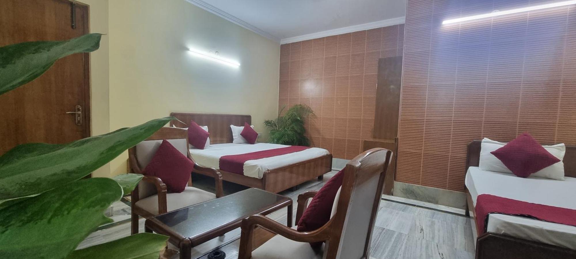 Hotel Har Ki Pauri By Around Stays 哈里瓦 外观 照片