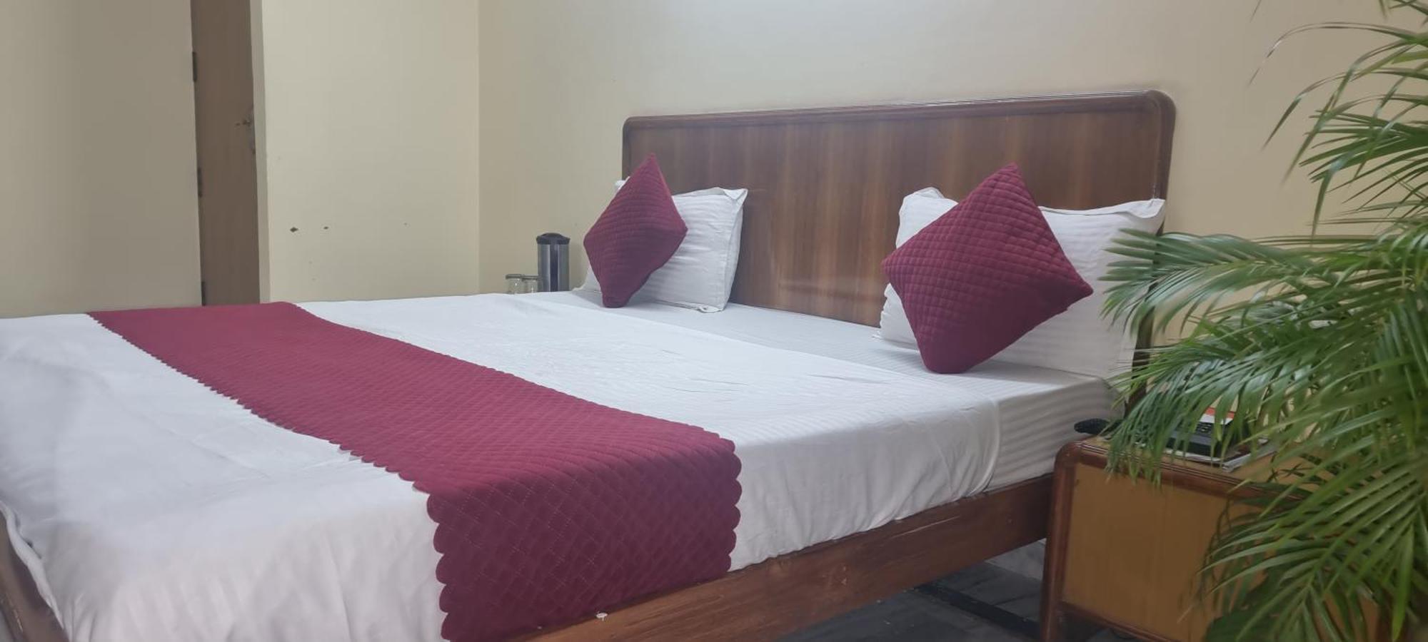 Hotel Har Ki Pauri By Around Stays 哈里瓦 外观 照片