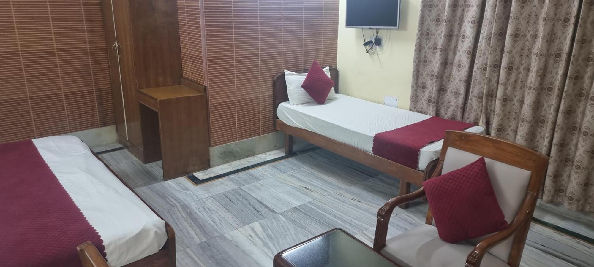 Hotel Har Ki Pauri By Around Stays 哈里瓦 外观 照片