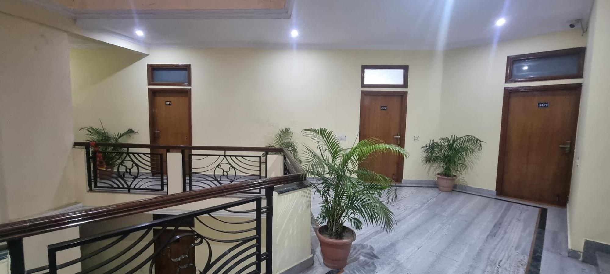 Hotel Har Ki Pauri By Around Stays 哈里瓦 外观 照片