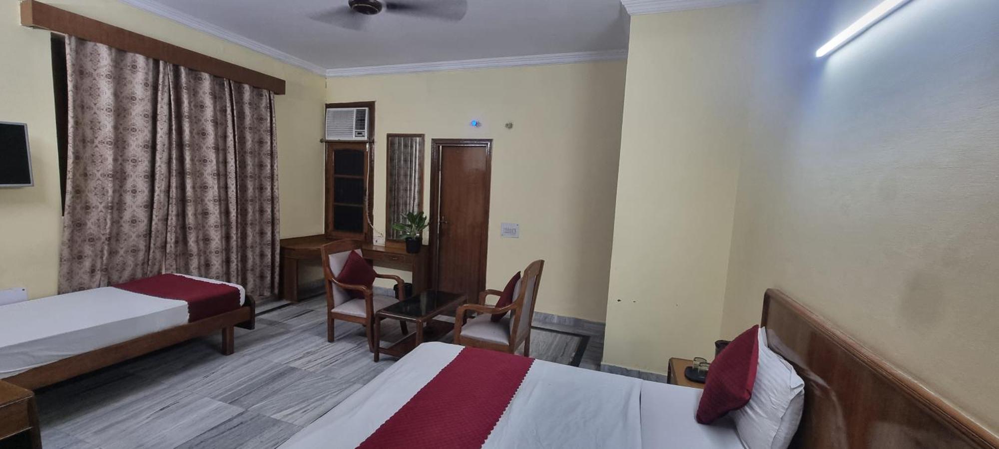 Hotel Har Ki Pauri By Around Stays 哈里瓦 外观 照片