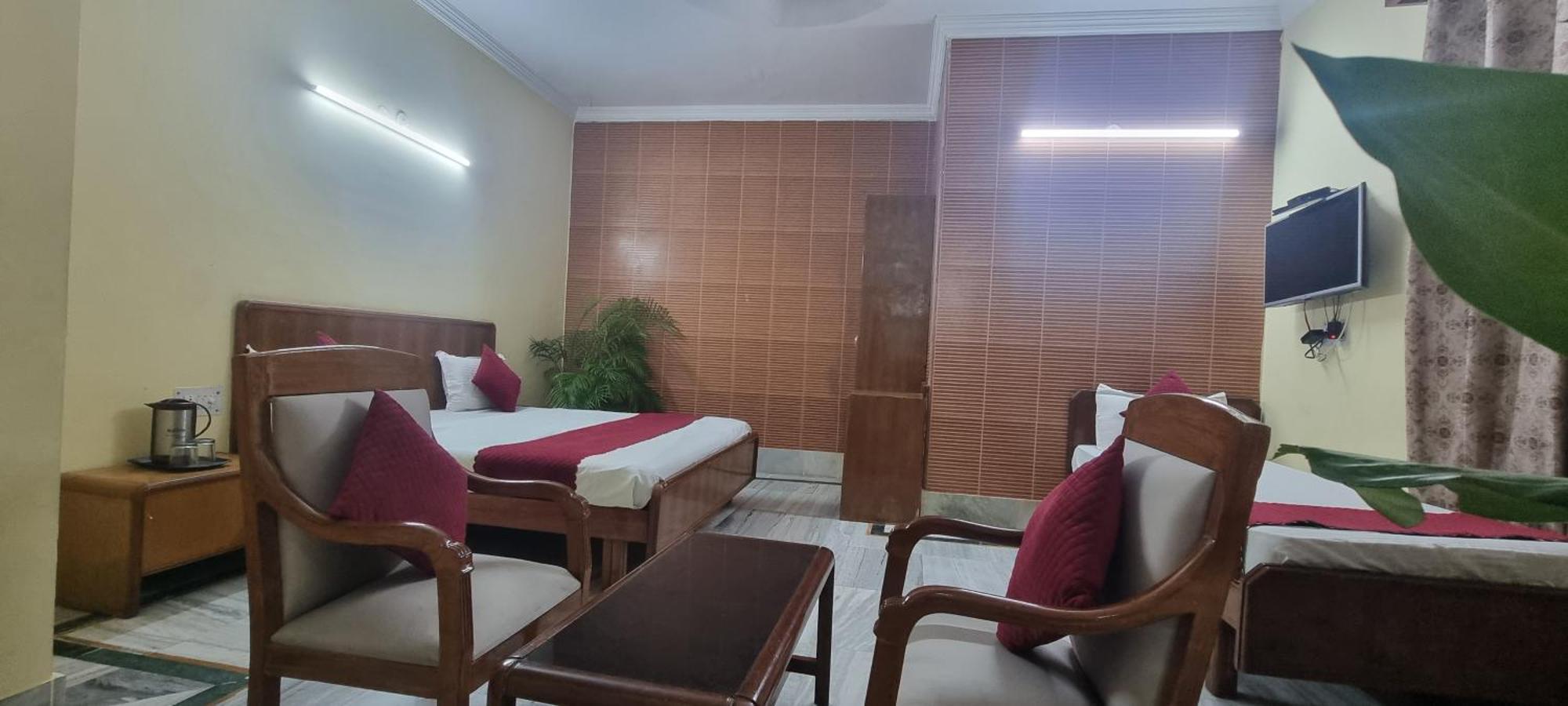 Hotel Har Ki Pauri By Around Stays 哈里瓦 外观 照片