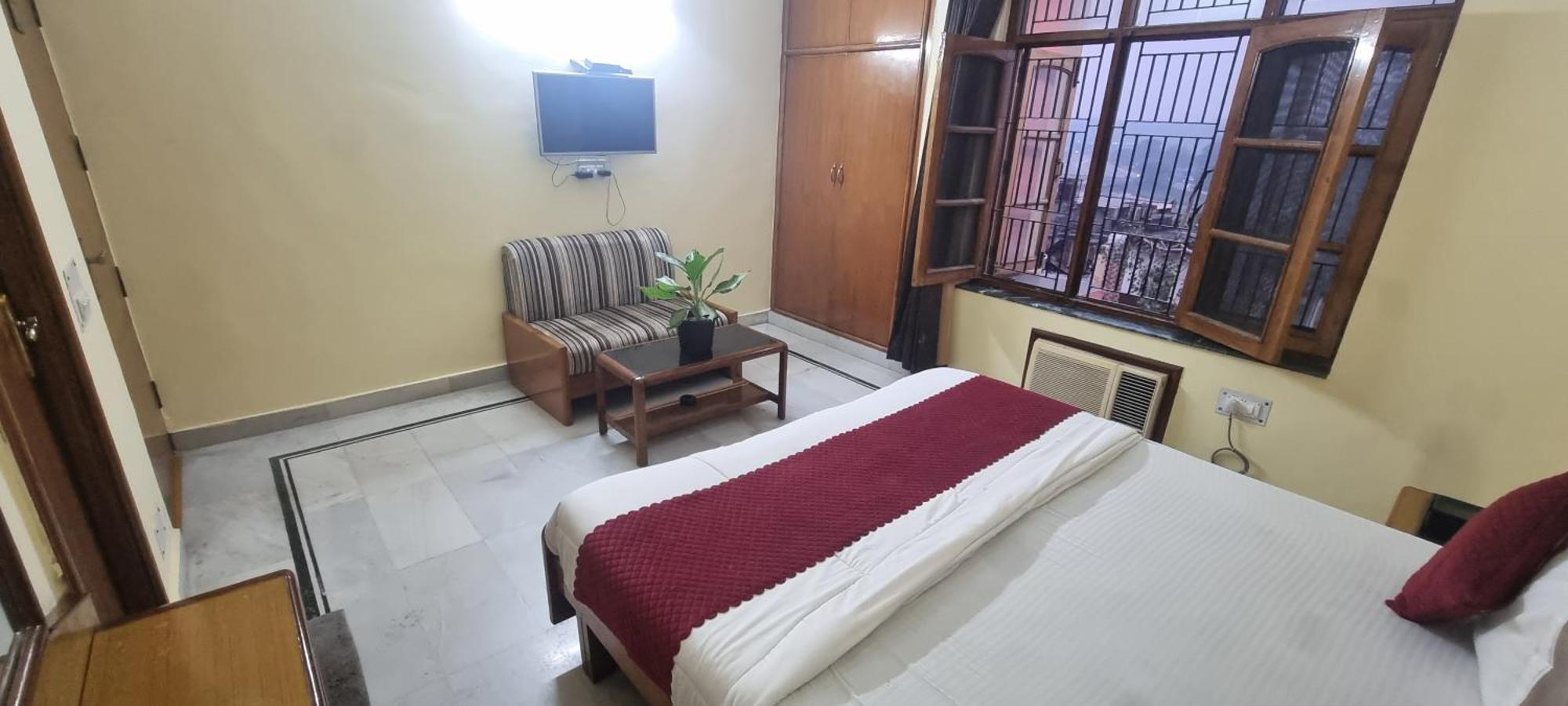 Hotel Har Ki Pauri By Around Stays 哈里瓦 外观 照片